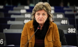 Elisa Ferreira no plenário do PE, 18 de abril de 2013