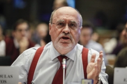 Capoulas Santos na votação da reforma da PAC na comissão de Agricultura do PE, janeiro de 2013